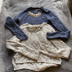 BUNDLE Matching Abercrombie and Fitch cropped sweaters with necklace
